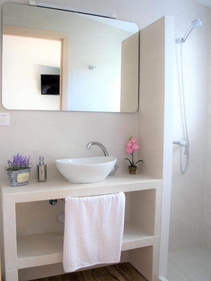 Appartement La Calita Escondida - Jacuzzi Y Cocina En Terraza Privada - Piscina Y Parking Gratis à Chiclana de la Frontera Extérieur photo