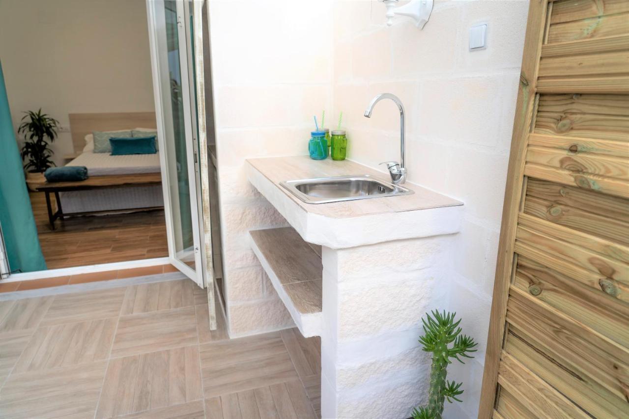Appartement La Calita Escondida - Jacuzzi Y Cocina En Terraza Privada - Piscina Y Parking Gratis à Chiclana de la Frontera Extérieur photo